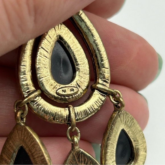 Vintage Avon Gray Rhinestone Chandelier Teardrop Dangle Leverback Earrings - Picture 9 of 11